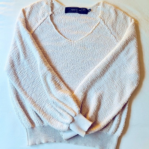 Code x Mode Balloon Sleeve popcorn  Oversized Sweater  Size Small - Picture 2 of 5